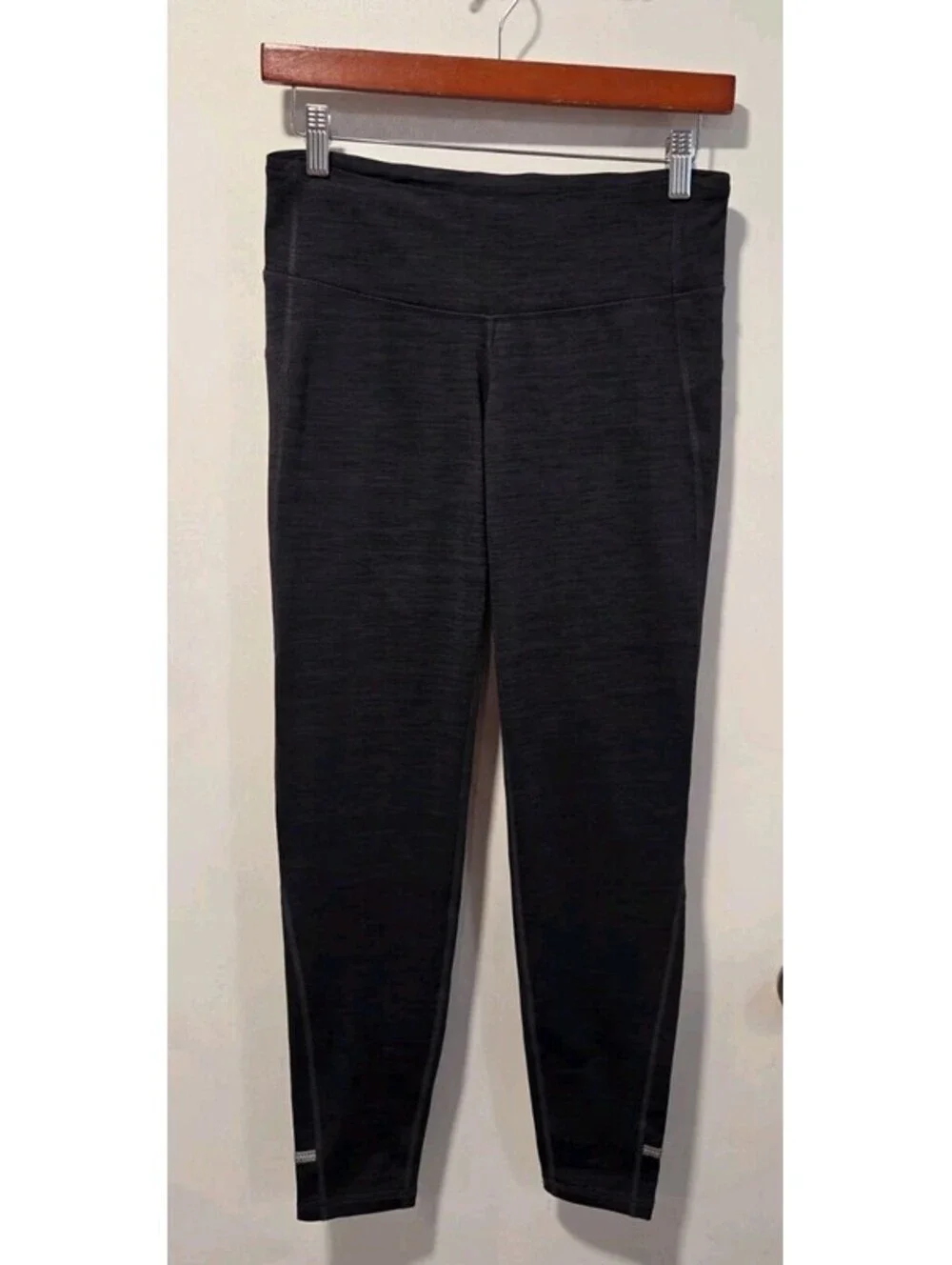 Old Navy Active Go Dry Small Gray Gym Pants Legging Leggings